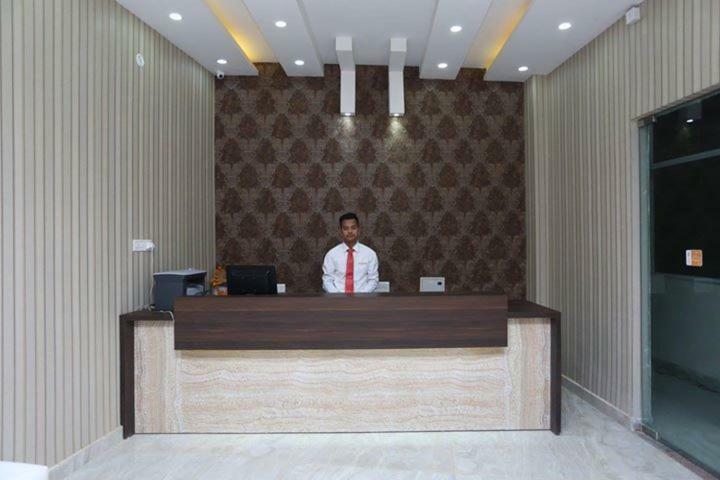 Hotel Sanca International New Delhi Buitenkant foto